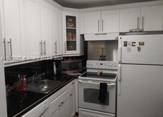 Property at 516 Mansfield M #516, Boca Raton, FL 33434, 1 bed, 1.5 baths