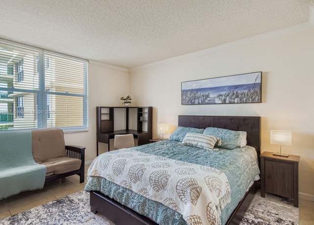 Property at 2501 S Ocean Dr #1032, Hollywood, FL 33019, 1 bath