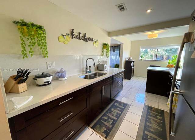 Property at 8415 SW 107th Ave Unit 363W, Miami, FL 33173, 3 beds, 2 baths