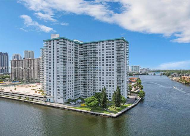 Property at 301 174th St #408, Sunny Isles Beach, FL 33160, 2 beds, 2 baths
