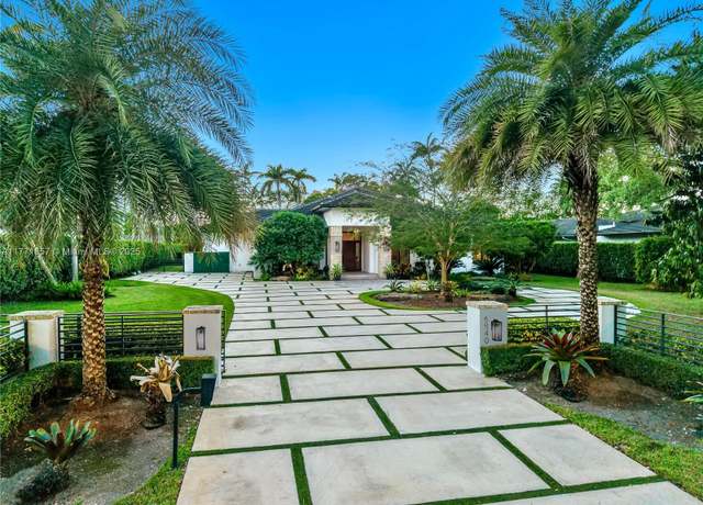 Property at 6840 SW 82nd Ave, Miami, FL 33143, 4 beds, 3.5 baths