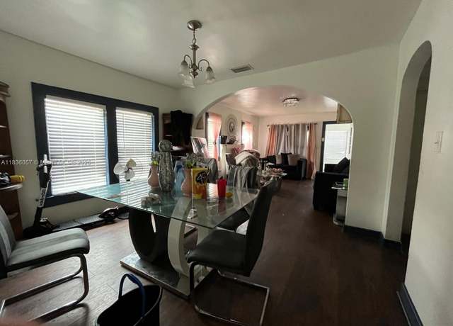 Property at 1012 18th St, West Palm Beach, FL 33407, 4 beds, 2 baths