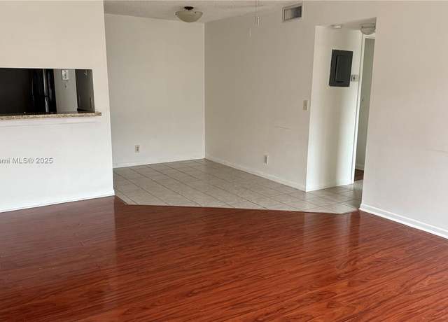 Property at 1032 Twin Lakes Dr Unit 21-G, Coral Springs, FL 33071, 2 beds, 2 baths