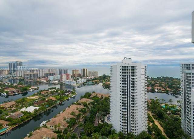 Property at 21205 Yacht Club Dr #3209, Aventura, FL 33180, 3 beds, 2 baths