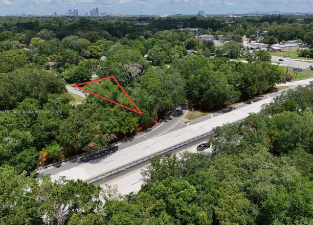 Property at 5015 Bridgewater Cir, Jacksonville, FL 32207