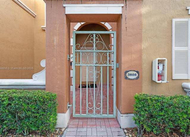 Property at 8422 NW 140th Ter #3608, Miami Lakes, FL 33016, 3 beds, 2.5 baths