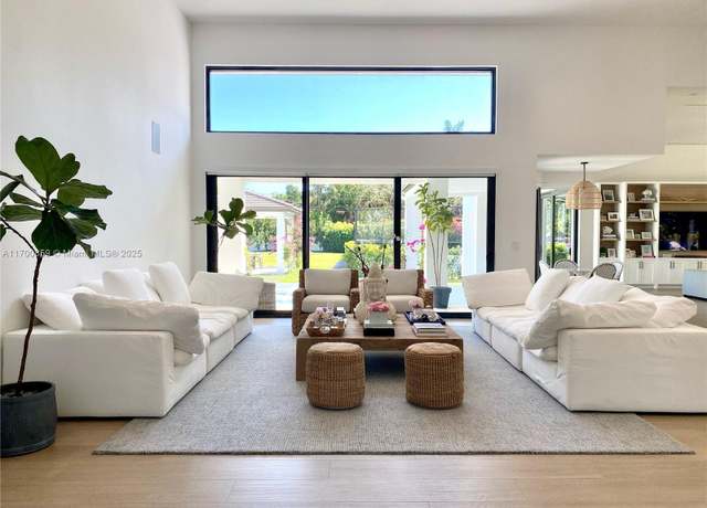 Property at 4710 Pine Dr, Miami, FL 33143, 6 beds, 5.5 baths