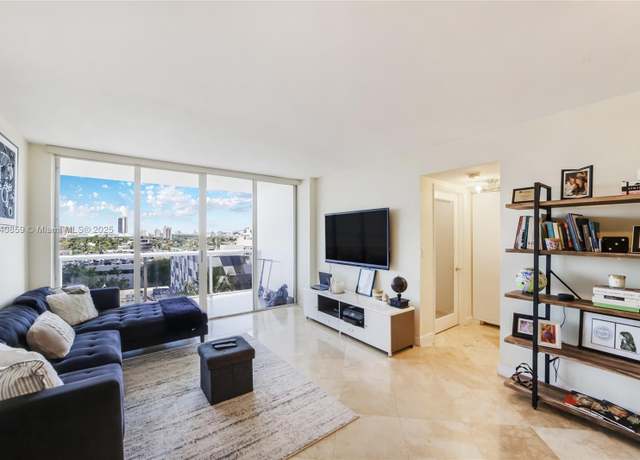Property at 1900 Sunset Harbour Dr #811, Miami Beach, FL 33139, 2 beds, 2 baths