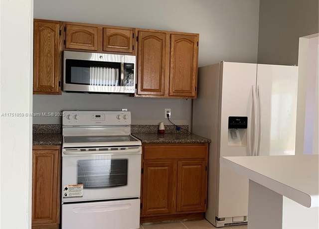 Property at 6793 SW 152nd Pl Unit 47-93, Miami, FL 33193, 3 beds, 2 baths