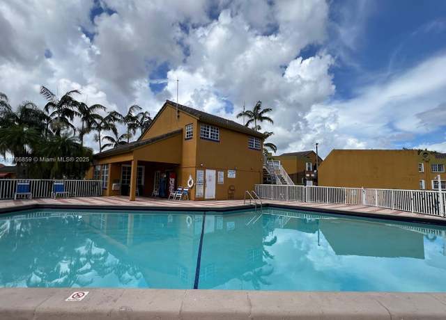 Property at 9715 Fontainebleau Blvd Unit E308, Miami, FL 33172, 2 beds, 2 baths