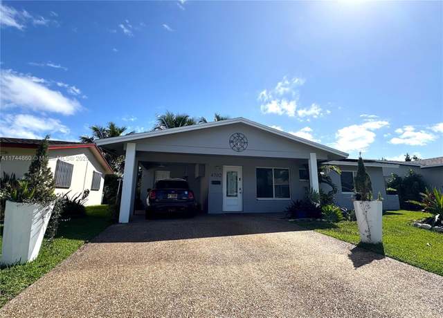 Property at 4702 NW 30th Ter, Tamarac, FL 33309, 2 beds, 2 baths