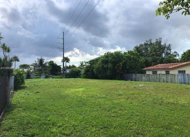Property at 12XX SW 84 Ave, Miami, FL 33144