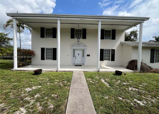 Property at 8901 SW 88th St, Miami, FL 33176, 4 beds, 2.5 baths