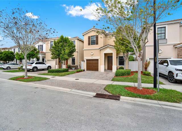 Property at 805 NE 191st St, Miami, FL 33179, 4 beds, 2.5 baths