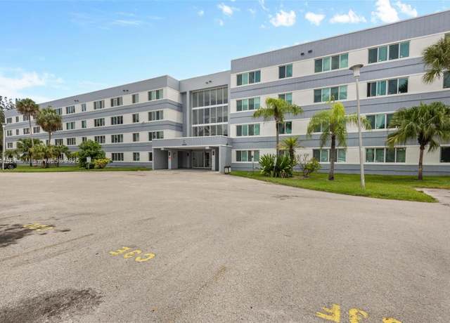 Property at 14840 Naranja Lakes Blvd Unit C1J, Homestead, FL 33032, 2 beds, 1.5 baths