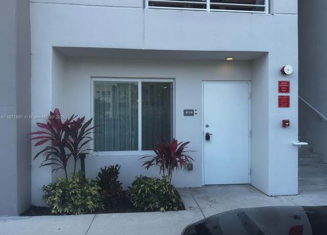 Property at 2505 NE 193rd St #4114, Miami, FL 33180, 3 beds, 2.5 baths