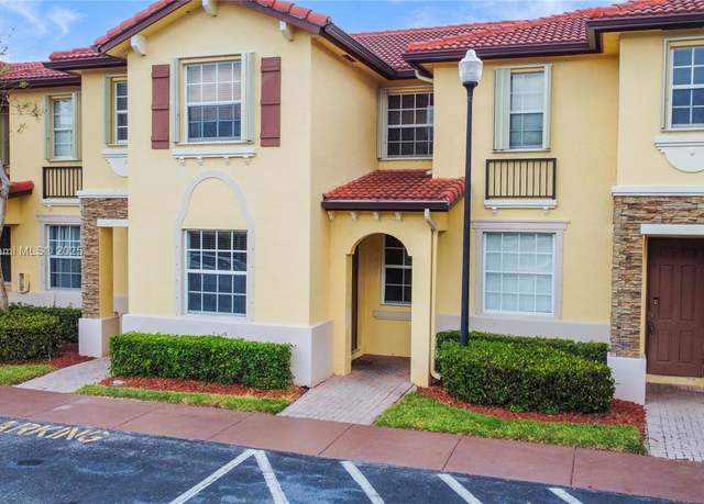 Property at 1690 NE 33rd Ave Unit 106-6, Homestead, FL 33033, 3 beds, 2.5 baths