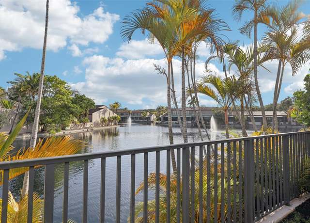 Property at 8385 Rednock Ln, Miami Lakes, FL 33016, 3 beds, 2 baths