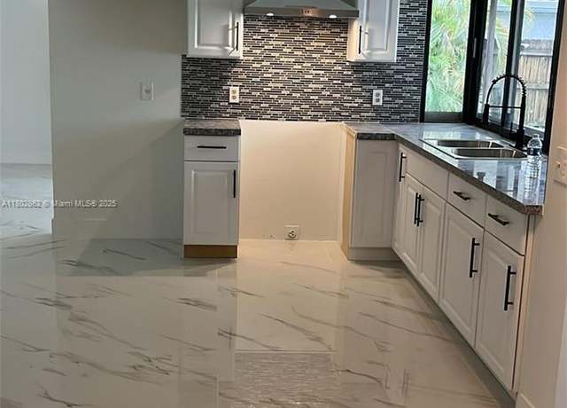 Property at 8510 NW 7th Ct, Pembroke Pines, FL 33024, 4 beds, 2 baths
