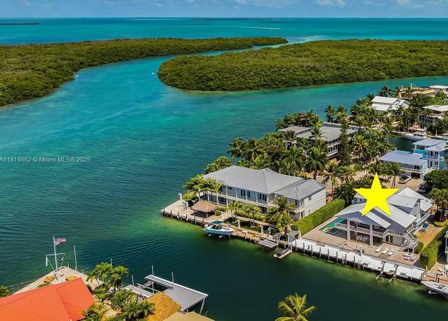 Property at 126 Villa Bella Dr, Islamorada, FL 33036, 3 beds, 3 baths