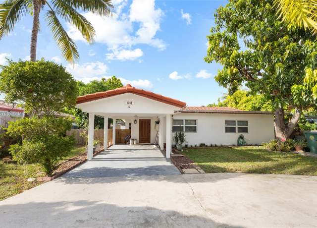 Property at 641 NE 56th Ct, Oakland Park, FL 33334, 3 beds, 3 baths