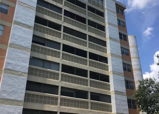 Property at 3301 Spanish Moss Ter #906, Lauderhill, FL 33319, 2 beds, 2 baths