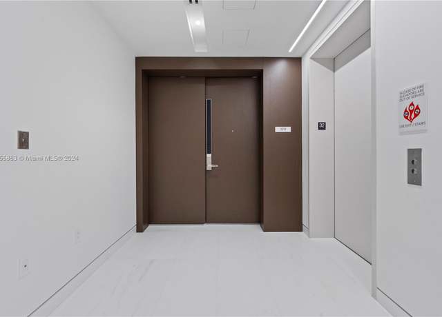 Property at 300 Biscayne Blvd Way #3201, Miami, FL 33131, 5 beds, 5.5 baths