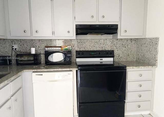 Property at 6937 Bay Dr #409, Miami Beach, FL 33141, 1 bed, 1.5 baths