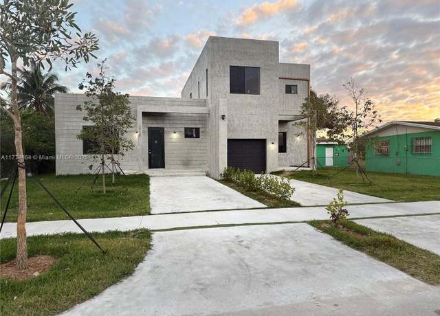Property at 12130 SW 212th St, Miami, FL 33177, 5 beds, 5 baths