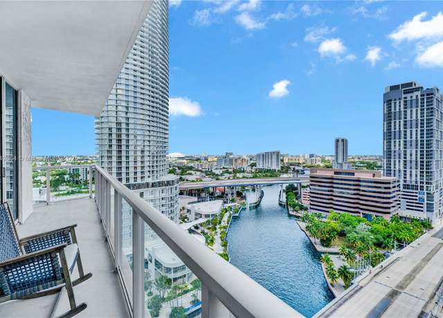 Property at 185 SW 7th St #1901, Miami, FL 33130, 2 beds, 2.5 baths