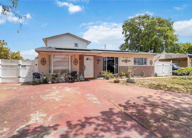 Property at 7141 Custer St, Hollywood, FL 33024, 4 beds, 3 baths