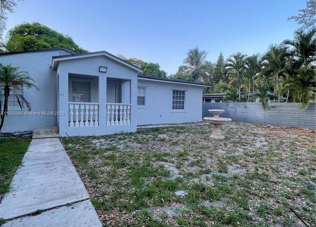 Property at 465 NE 165th St, Miami, FL 33162, 5 beds, 4 baths