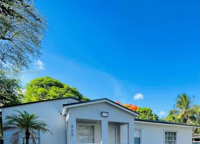 Property at 465 NE 165th St, Miami, FL 33162, 4 beds, 3 baths