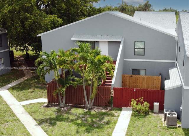 Property at 22 Crossings Cir Unit E, Boynton Beach, FL 33435, 2 beds, 2 baths