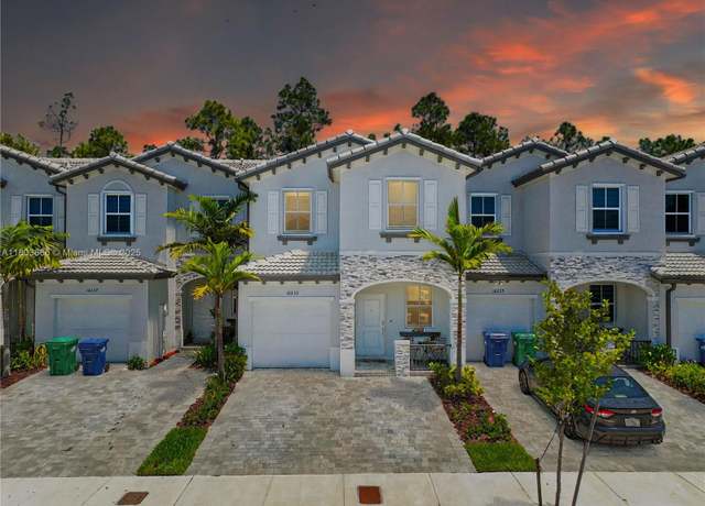 Property at 16233 SW 290th Ter, Homestead, FL 33033, 3 beds, 2.5 baths