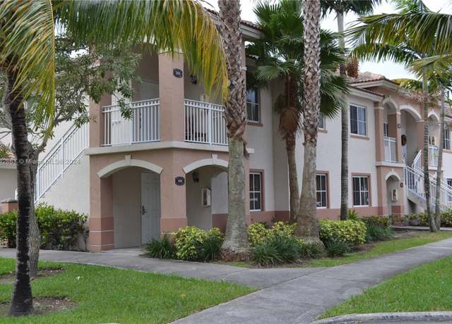 Property at 1270 SE 27th St #101, Homestead, FL 33035, 3 beds, 2 baths