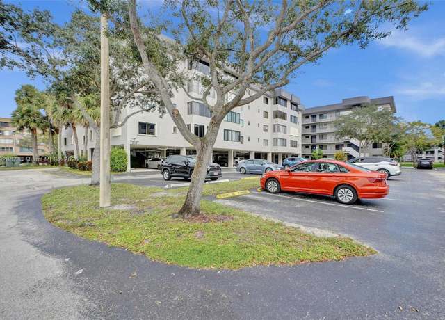 Property at 8010 Hampton Blvd #211, North Lauderdale, FL 33068, 3 beds, 2 baths