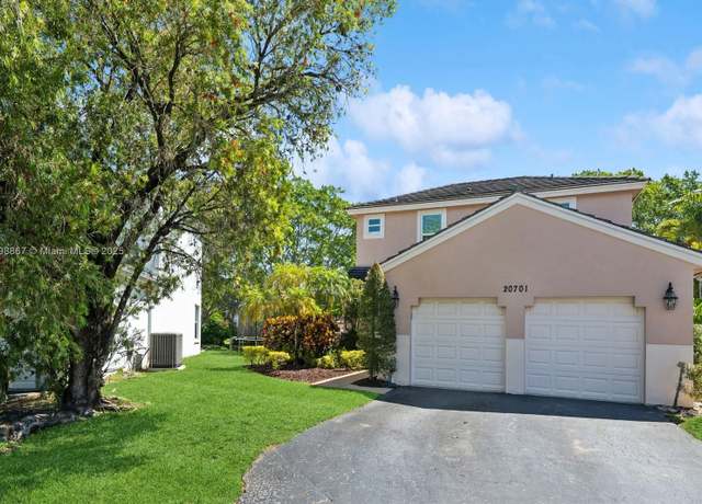Property at 20701 NW 3rd Ct, Pembroke Pines, FL 33029, 3 beds, 2 baths