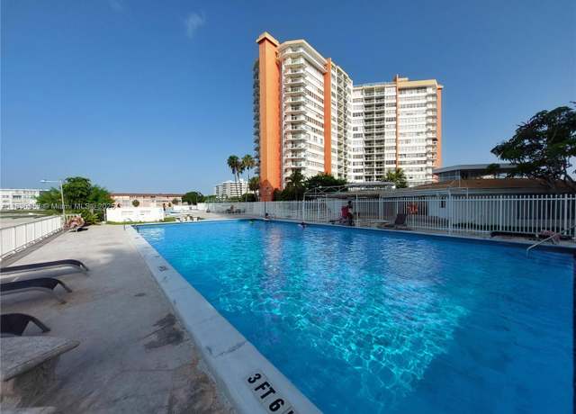 Property at 1351 NE Miami Gardens Dr Unit 513E, Miami, FL 33179, 1 bed, 2 baths