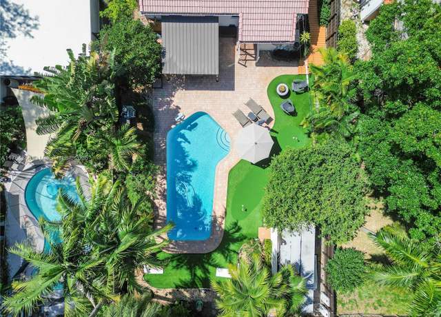 Property at 509 SW 13th St, Fort Lauderdale, FL 33315, 2 beds, 1 bath