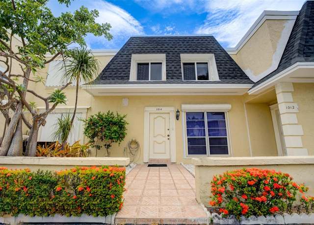 Property at 1014 NE 25th Ave #140, Hallandale Beach, FL 33009, 3 beds, 2.5 baths