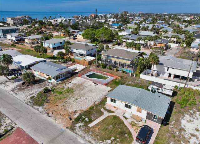 Property at 161 Hibiscus Dr, Fort Myers, FL 33931