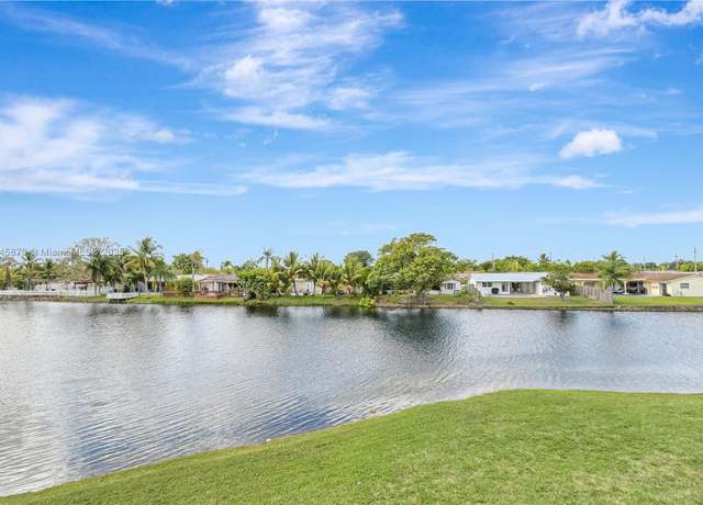 Property at 10456 NW 24th Pl #209, Sunrise, FL 33322, 2 beds, 2 baths