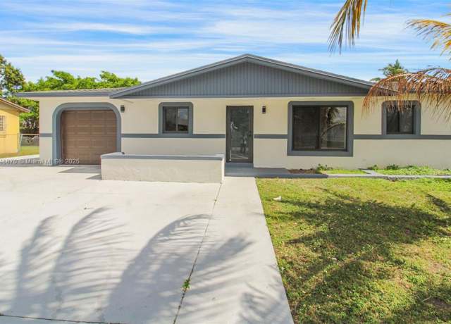 Property at 15305 SW 100th Ct, Miami, FL 33157, 4 beds, 3 baths