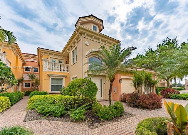 Property at 545 Avellino Isles Cir #102, Naples, FL 34119, 3 beds, 3.5 baths