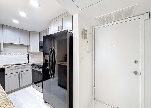 Property at 101 E Mcnab Rd #311, Pompano Beach, FL 33060, 1 bed, 1 bath
