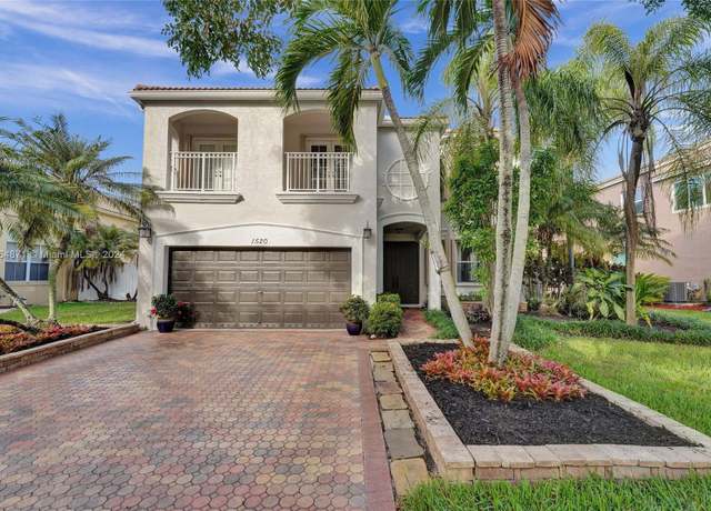 Property at 1520 SW 171st Ter, Pembroke Pines, FL 33027, 5 beds, 2.5 baths