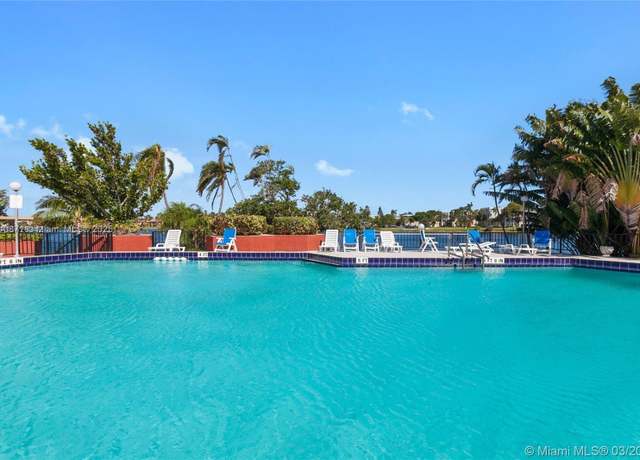 Property at 873 NE 195th St #307, Miami, FL 33179, 1 bed, 1.5 baths