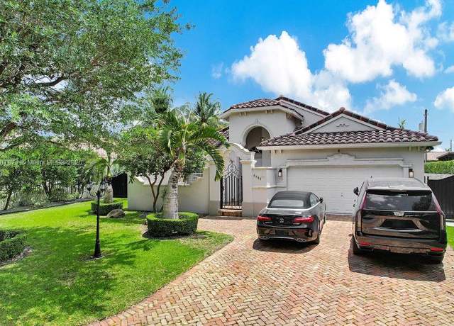 Property at 9980 NW 26th St, Doral, FL 33172, 4 beds, 3 baths