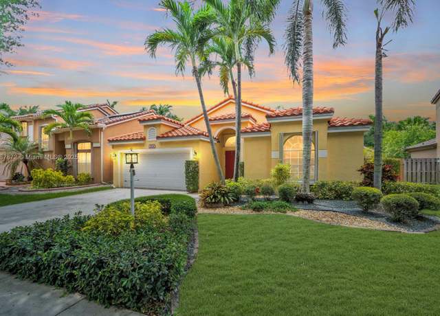 Property at 2724 Cayenne Ave, Cooper City, FL 33026, 3 beds, 2 baths